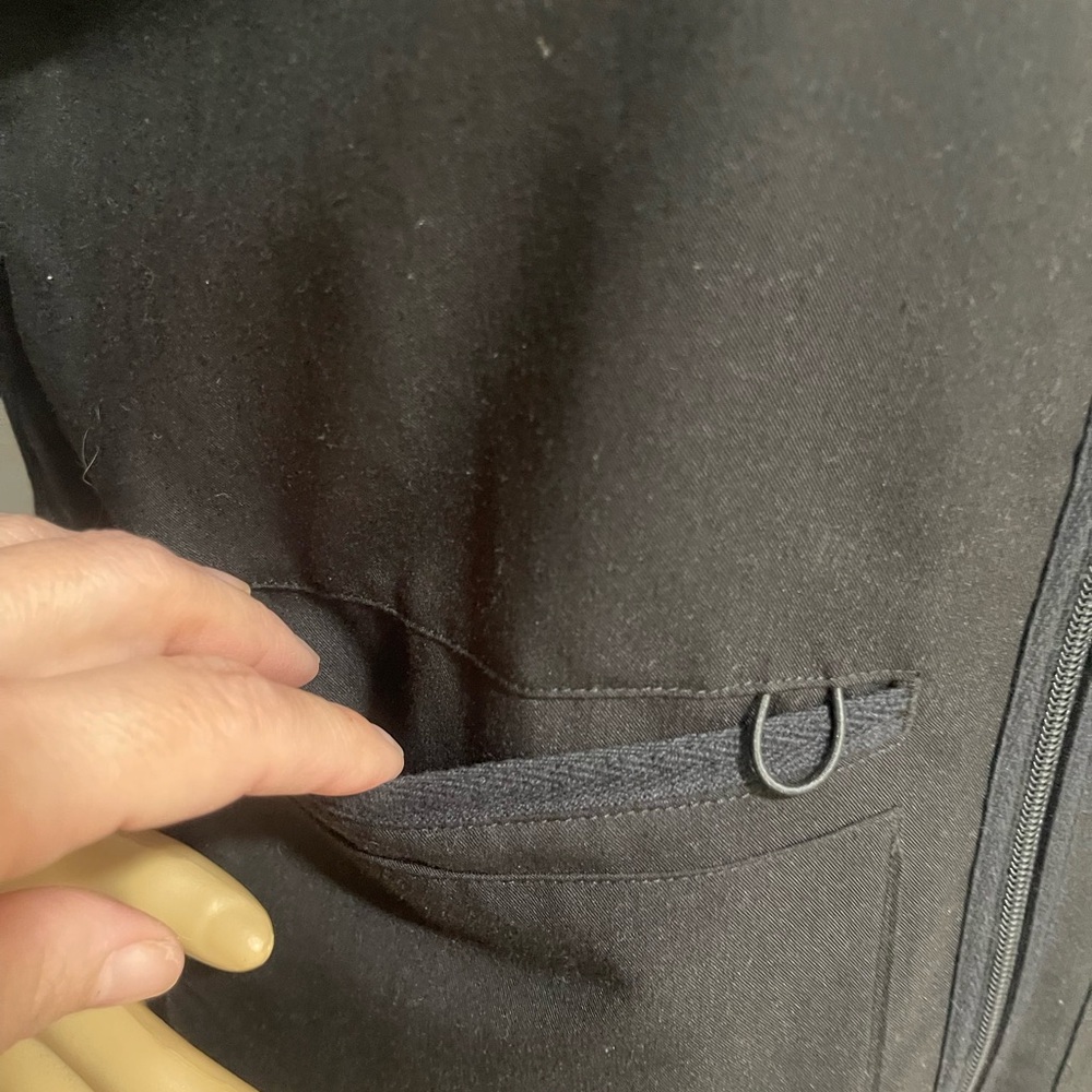 Figs Women's Jacket - Picture 4 of 10